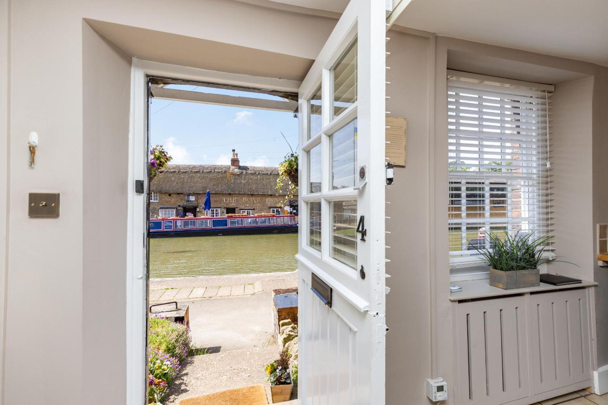 4 Canalside Cottages Towcester Esterno foto